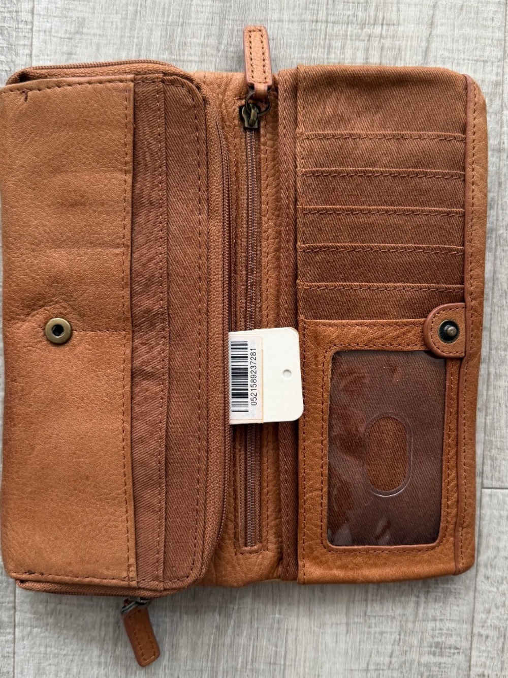 Fossil Leather Wallet - Picture 2 of 3